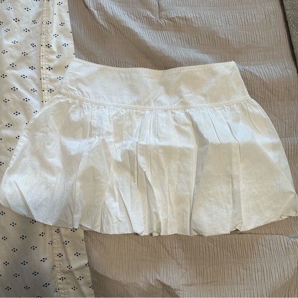 Aritzia Sunday Best Poplin Bubble Skirt - Picture 1 of 4